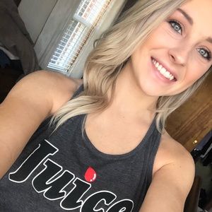 Meet your Posher, Cortney